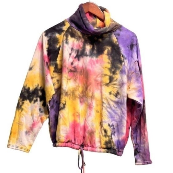 NEW LUSH Tie-Dye Turtleneck Sweater Medium - Picture 5 of 6